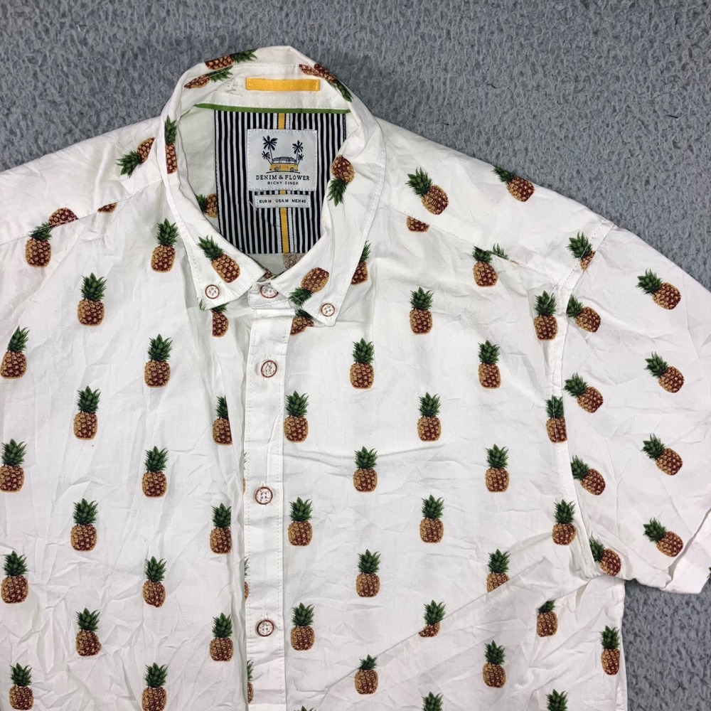 Denim & Flower Hawaiian Button Up Men M Pineapple Tropical Print Beach Shirt
